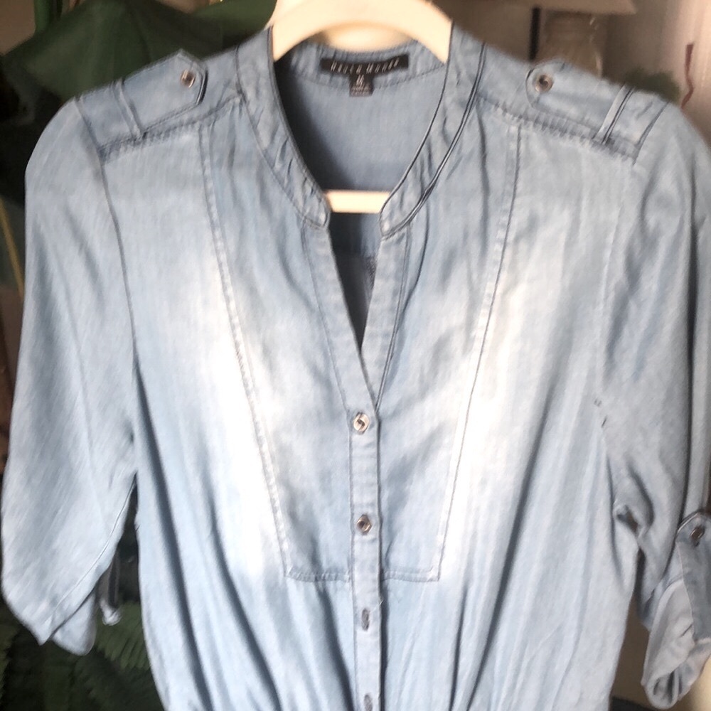 NWT SZ M ROMPER WITH POCKETS ELASTIC AND TIE WAIST SO SOFT CHAMBRAY